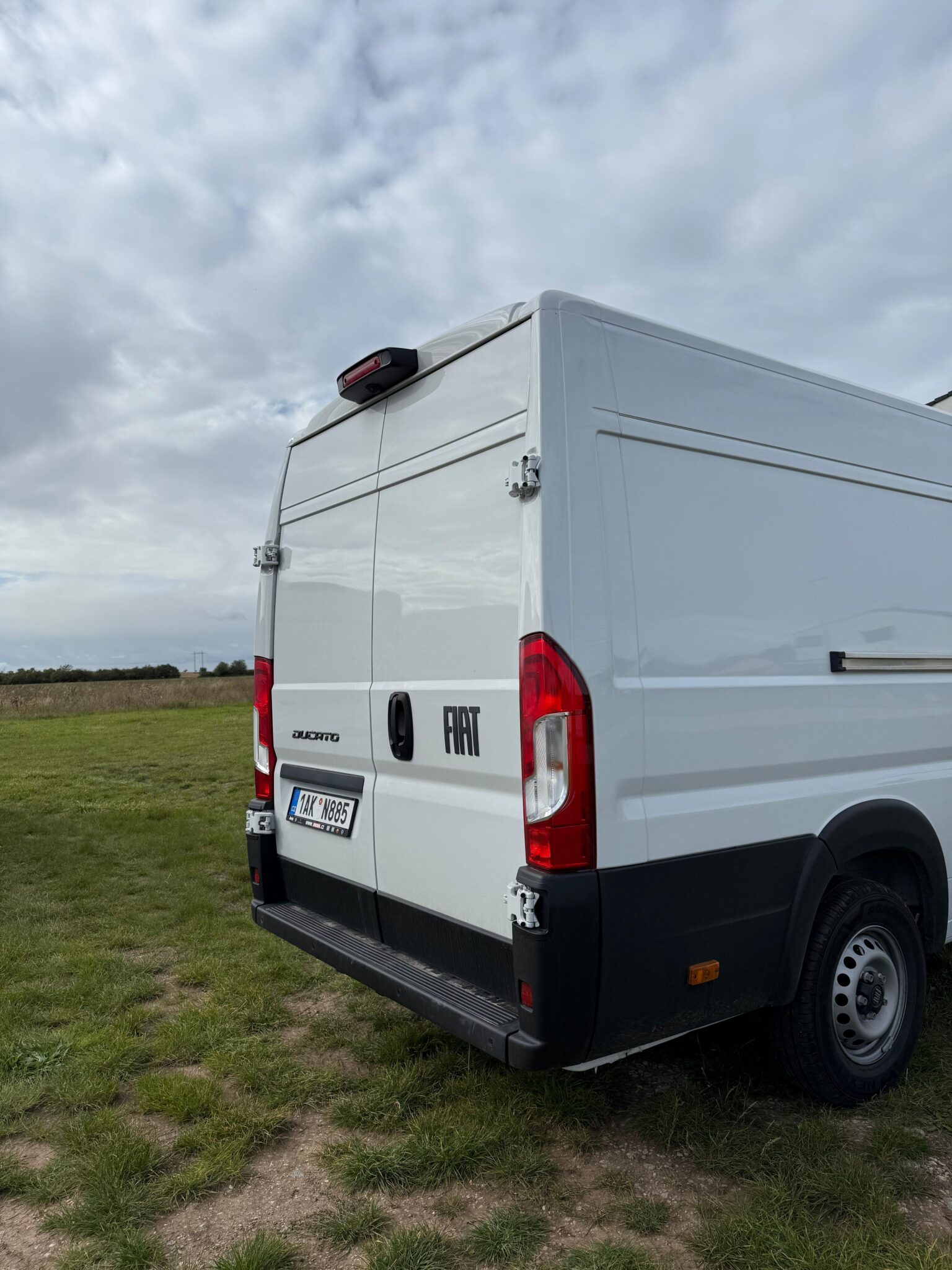 e37c3912-157b-4f1b-81a2-1473829c4649